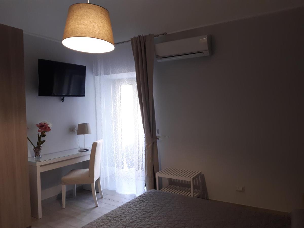 I 3 Principi Apartment Catania Bagian luar foto