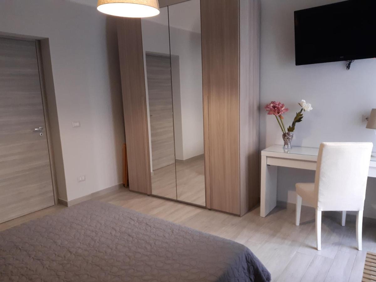 I 3 Principi Apartment Catania Bagian luar foto