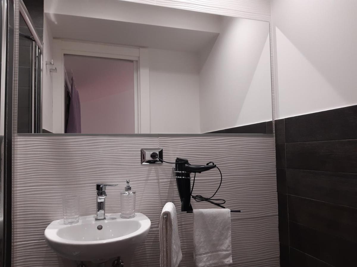 I 3 Principi Apartment Catania Bagian luar foto