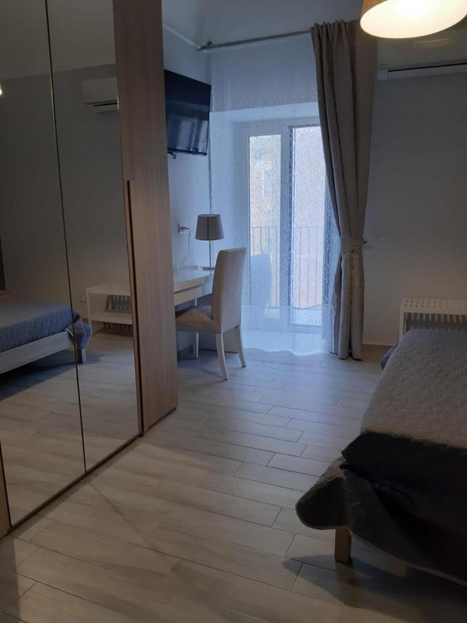 I 3 Principi Apartment Catania Bagian luar foto
